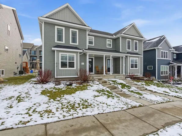 629 Hillcrest Drive, Waunakee, WI 53597