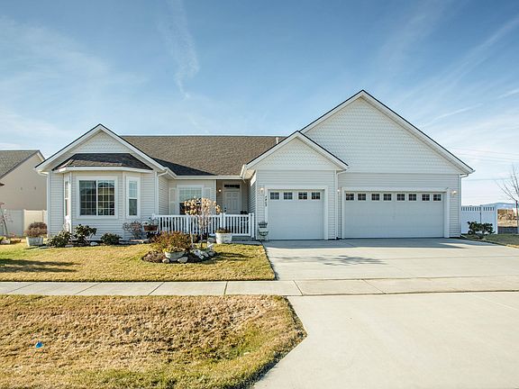 2nd image of 7409 N Fairborne Ln