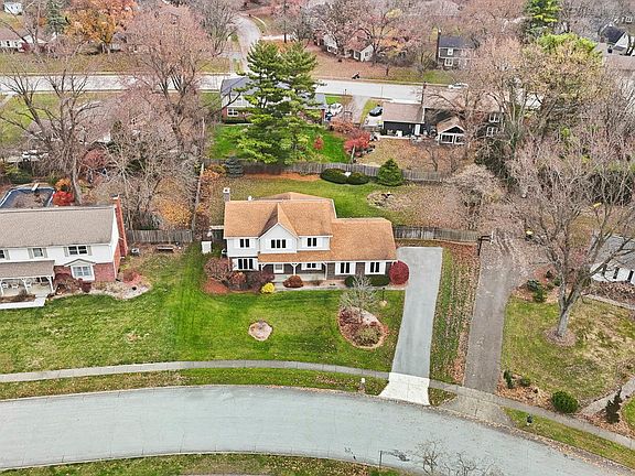 5th image of 12219 Windsor Dr