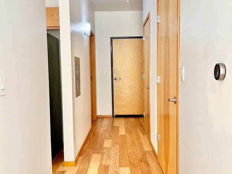 1125 NW 9th Ave #420 — Photo 8