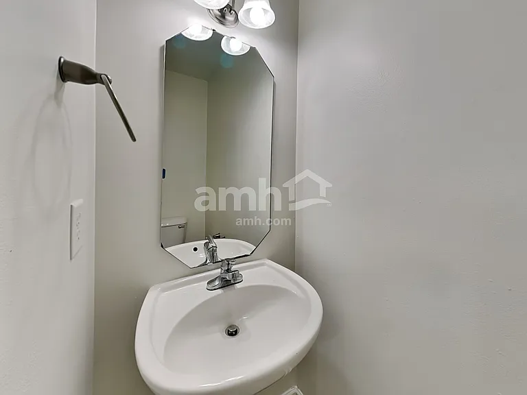 1302 River Rock Dr — Photo 8
