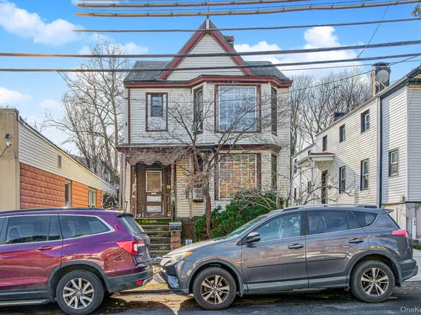 102 wright Street, Staten Island, NY 10304