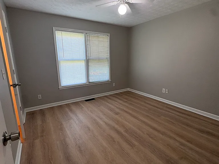2700 Fort Daniels Dr — Photo 31