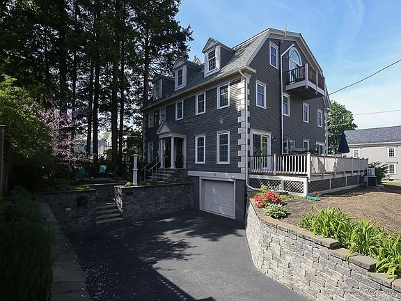 5th image of 60 Kent St #1