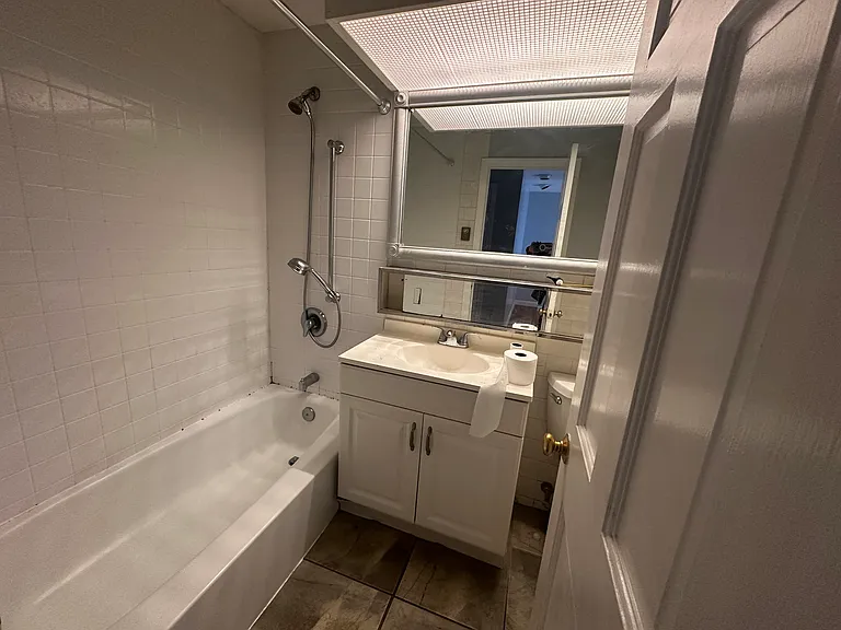 87 Phelps St #87 — Photo 15