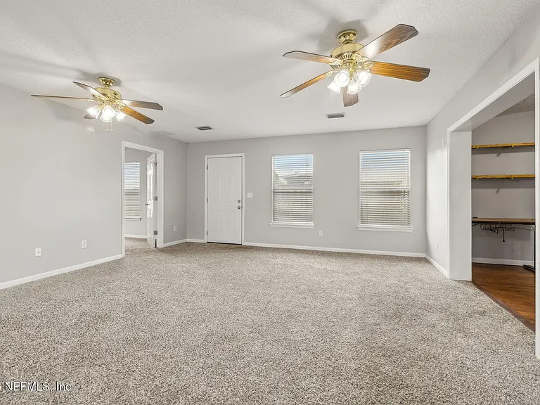 7600 Pheasant Run Dr — Photo 13