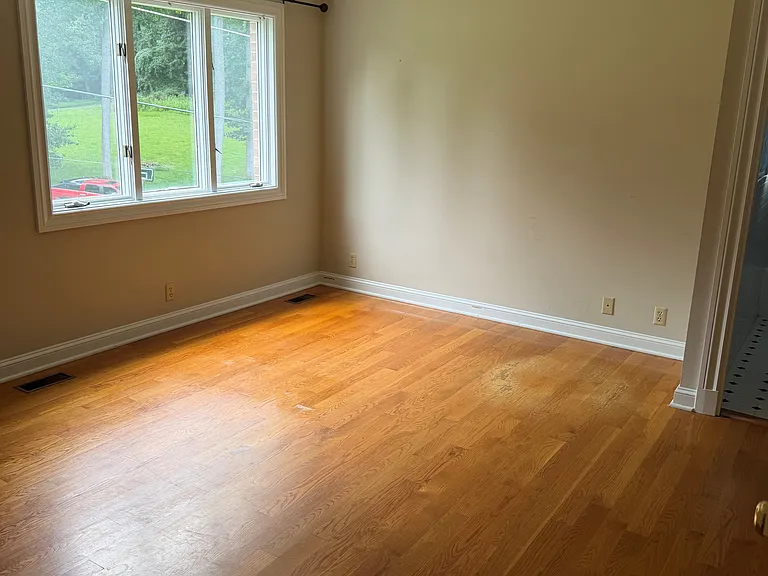385 Steadman Rd — Photo 11