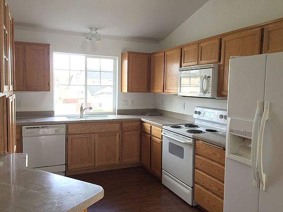2nd image of 7926 207th Street Ct E