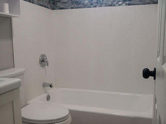 2nd image of 4306 52nd St