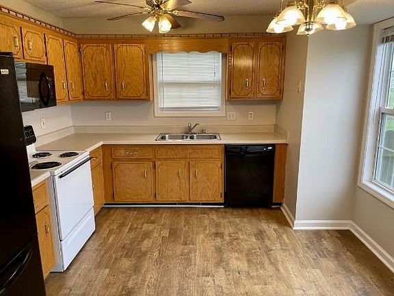 5th image of 512 Potomac Dr
