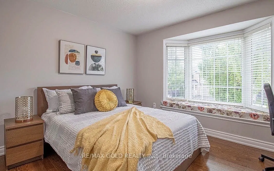 4 bed, $3,300 — Photo 3