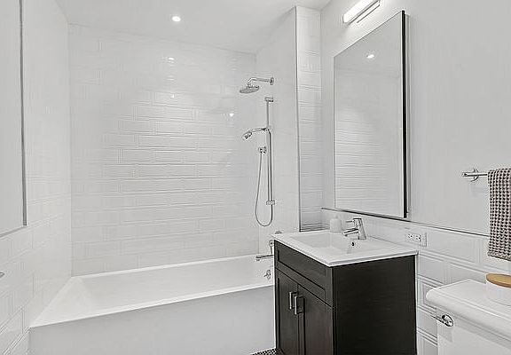 5th image of 152-11 89th Ave #727