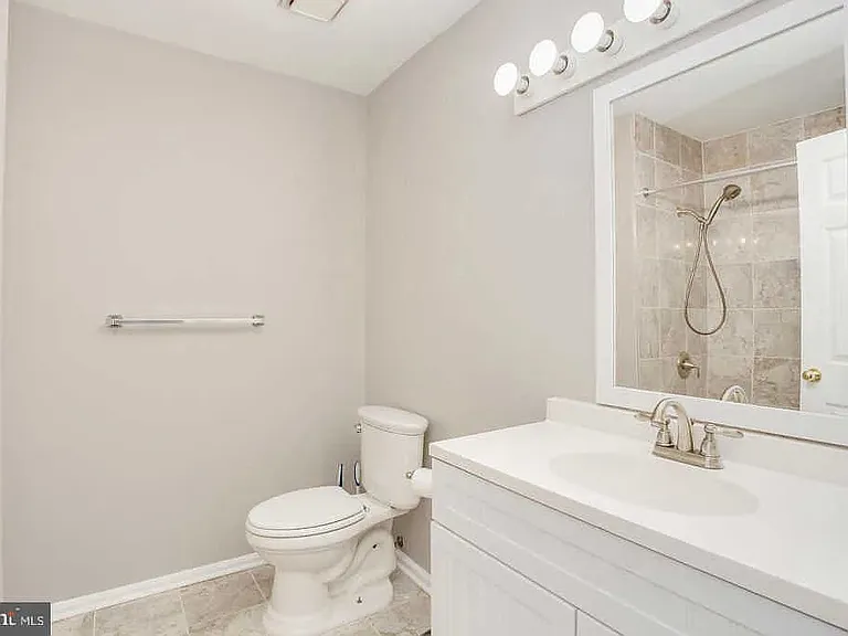 2110 Cedar Barn Way — Photo 7