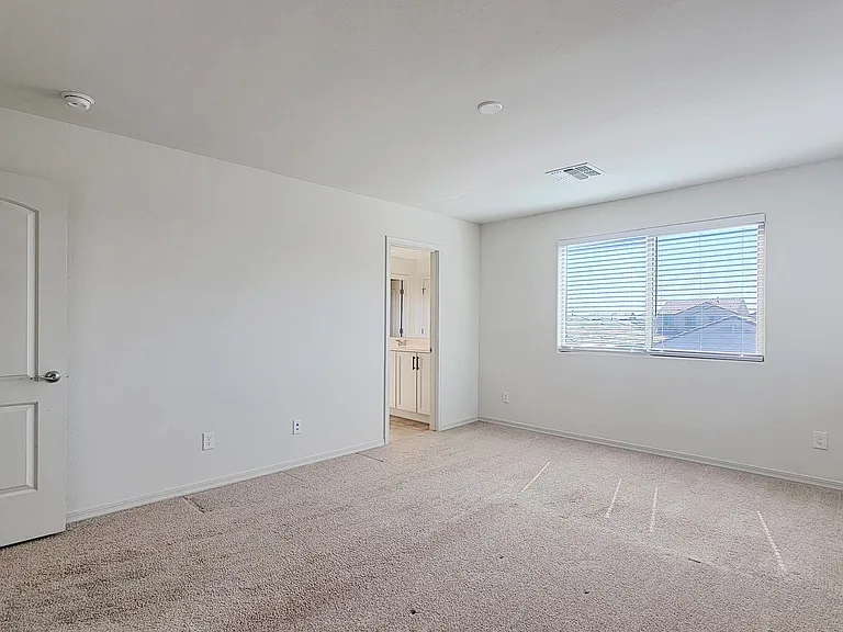 56 S 190th Ln — Photo 30