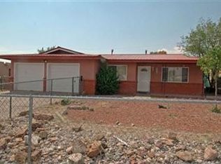 3229 Louraine Cir, Santa Fe, NM 87507