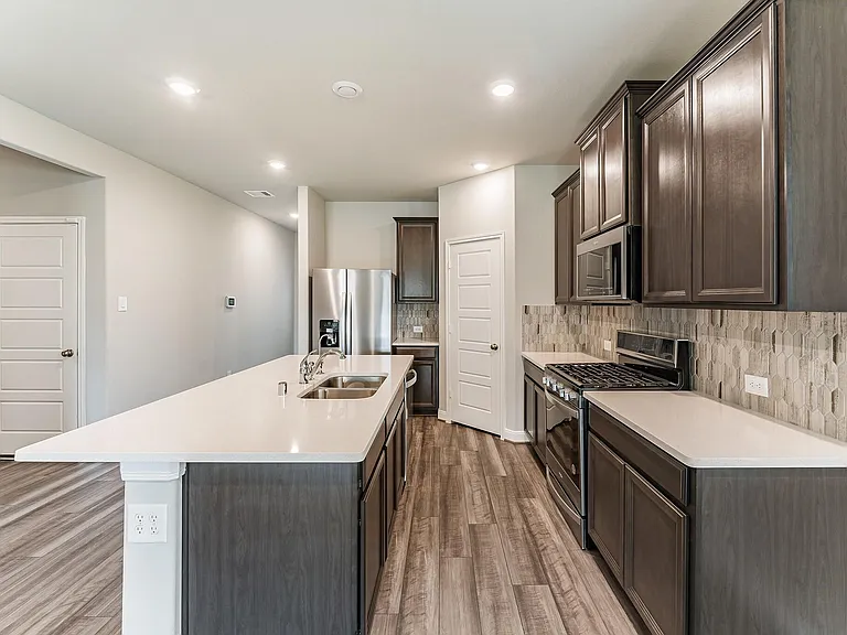 4322 Pale Fox Ln — Photo 10