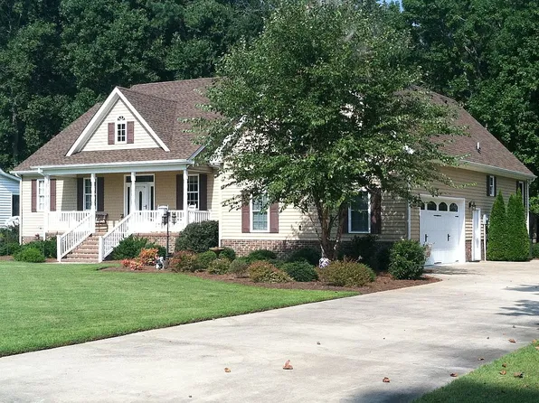 929 Small Dr, Elizabeth City, NC 27909