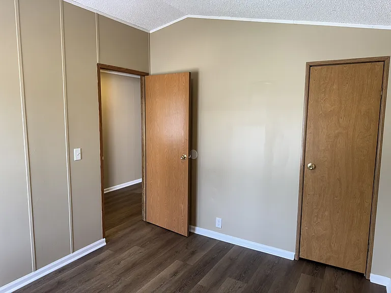 7633 Ling Rd — Photo 20