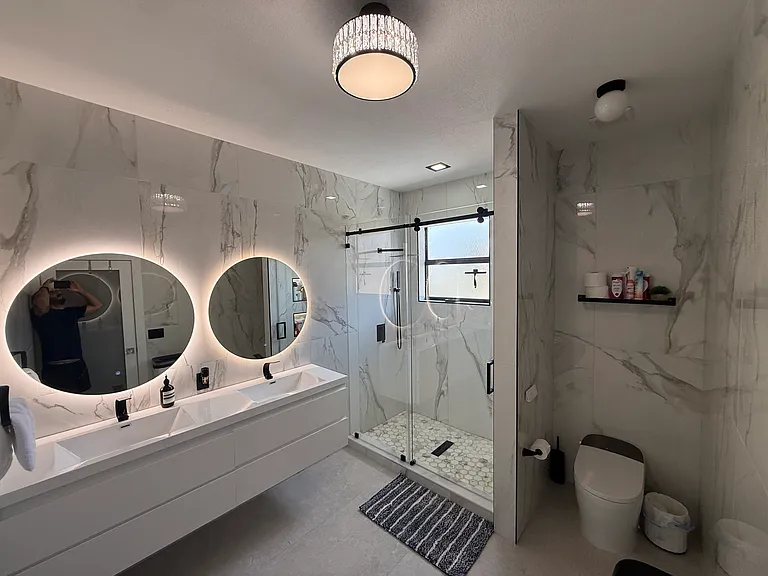 3755 SE 3rd Ct — Photo 17