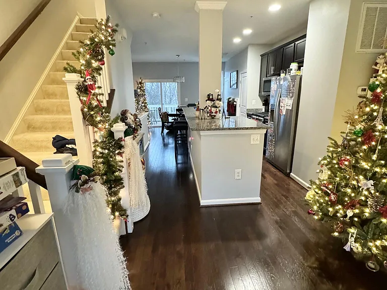 12725 Lotte Dr — Photo 3