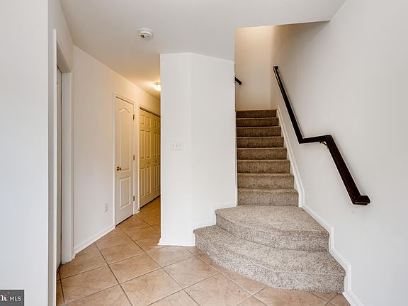 3rd image of 1729 Wood Carriage Way