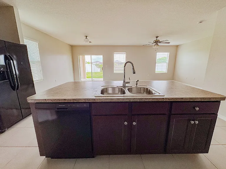 405 Gris Sky Ln — Photo 16