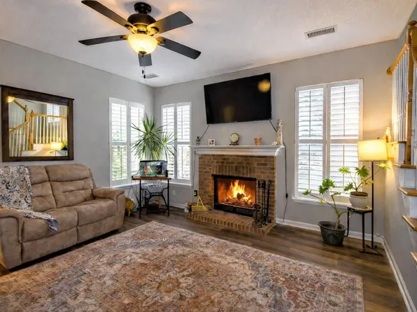 4079 Laurelwood Dr, Charleston, SC 29414