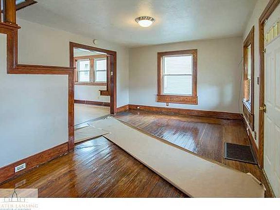 4th image of 1029 E Cesar E Chavez Ave