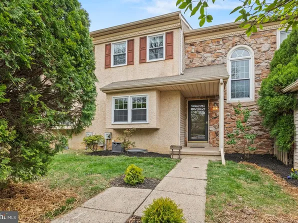 1519 Corsley Ct, Maple Glen, PA 19002