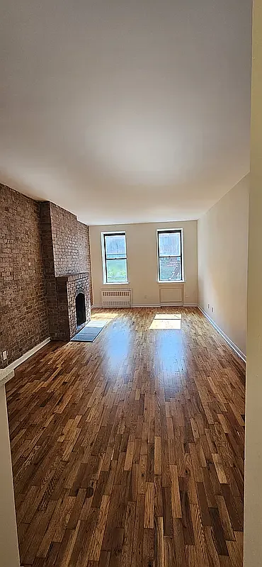 189 East 93rd Street — Photo 2