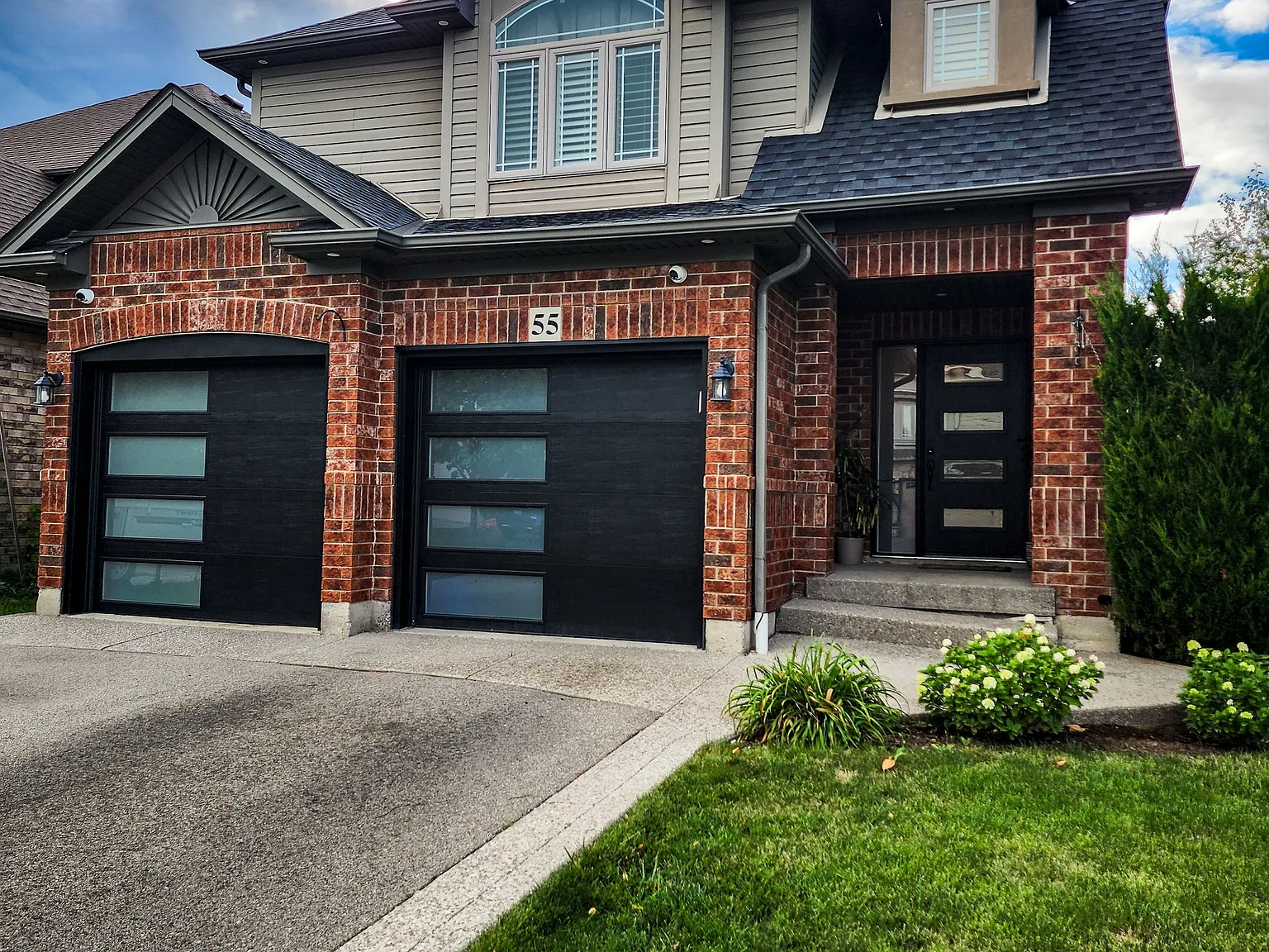 3 bed, $4,000 — Photo 2