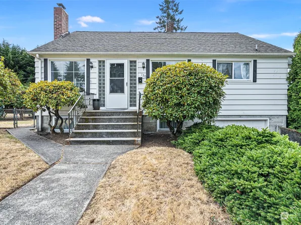 130 Regents Boulevard, Fircrest, WA 98466