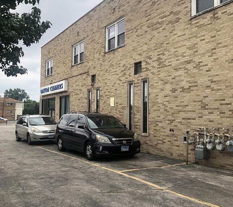 1st image of 4100 Oakton St #3