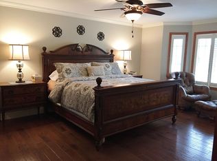 3906 N Prairie Hills Dr, Hutchinson, KS 67502