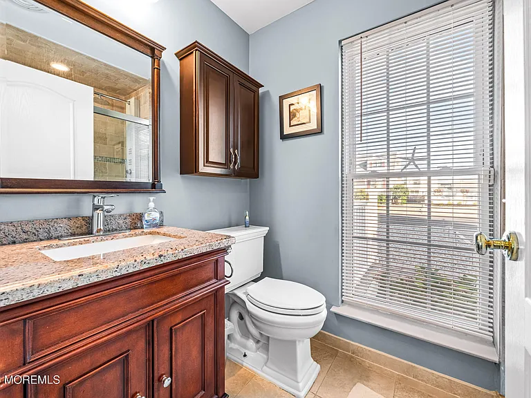144 Peter Rd — Photo 22