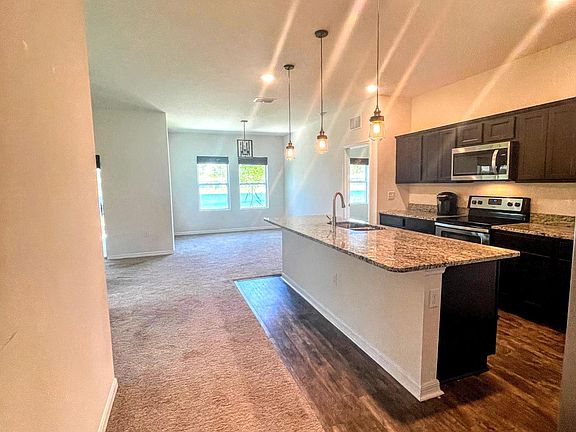 3rd image of 3054 Gibraltar Blvd