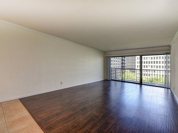 4th image of 500 North St