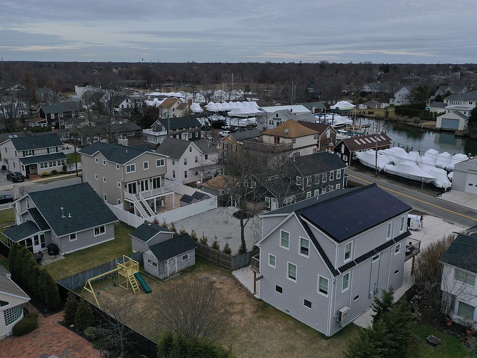 2nd image of 12 Shore Rd