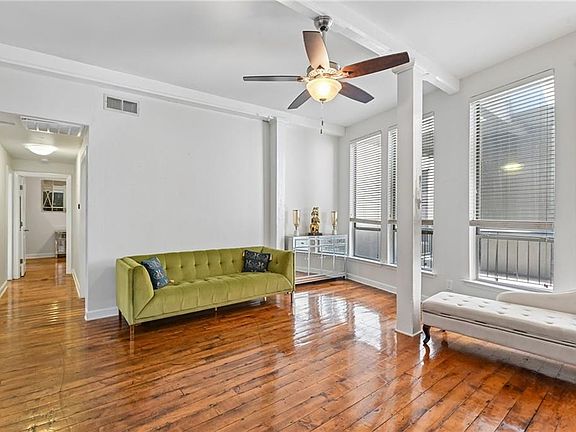 2nd image of 333 Julia St APT 424
