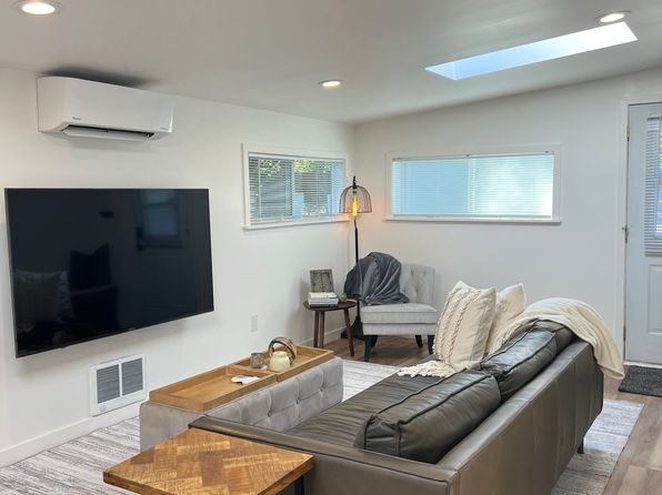 (undisclosed Address)