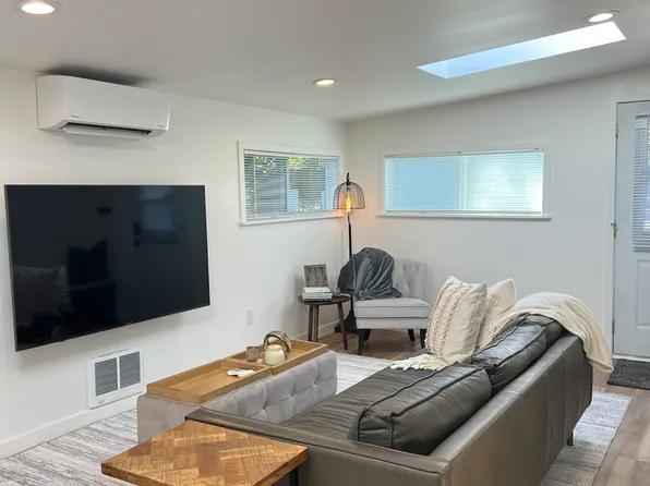 (undisclosed Address), Tacoma, WA 98446