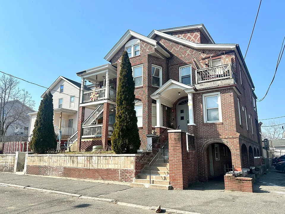 63 West Street
