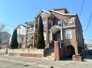 63 West St #7, Holyoke, MA 01040