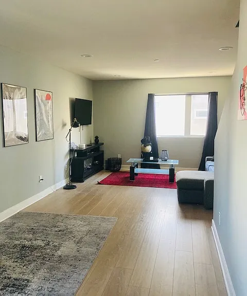 429 N Heliotrope Dr #1/2 — Photo 5