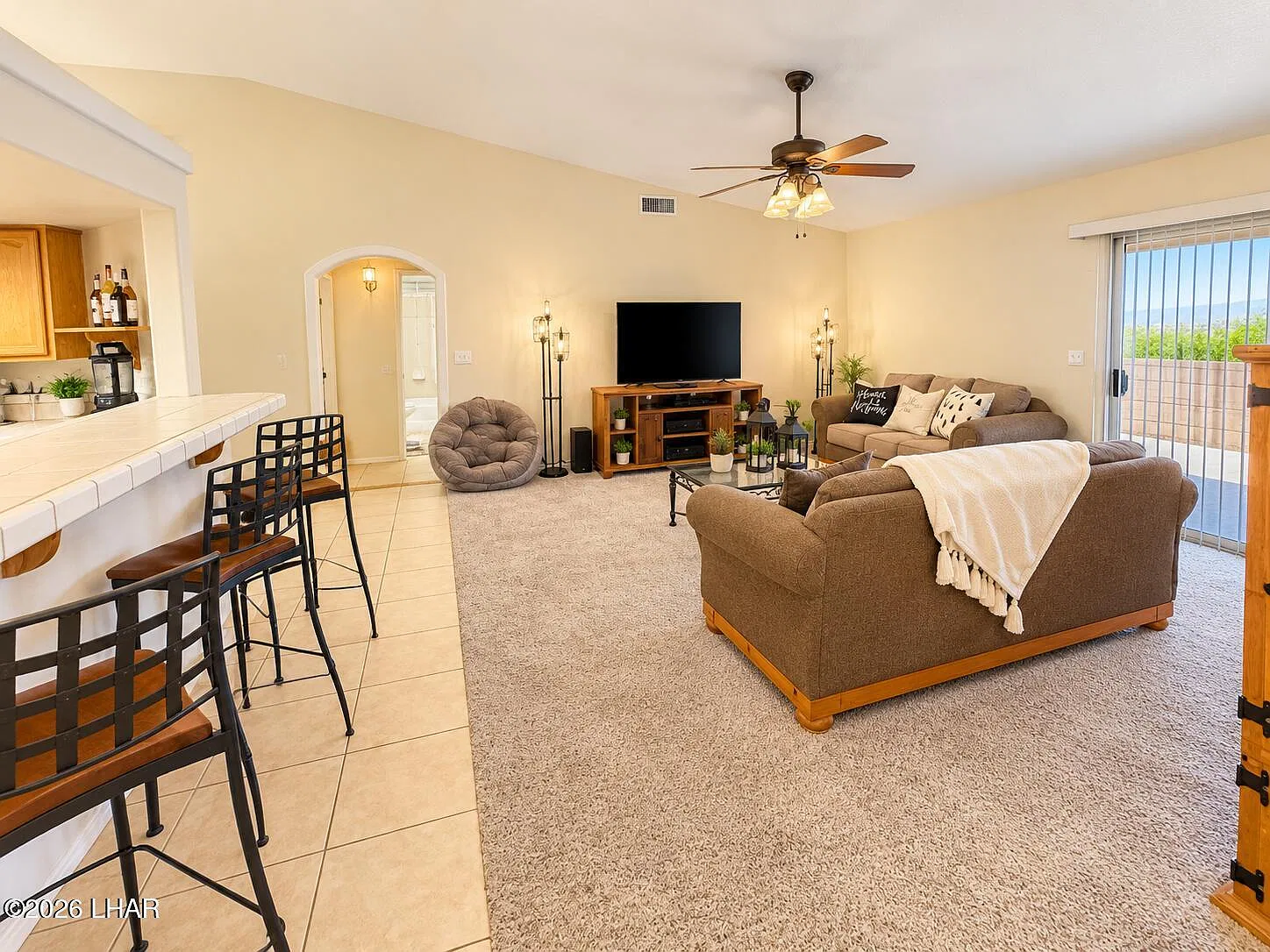 3 bed, 2.0 bath, 1574 sqft, $2,500 — Photo 4