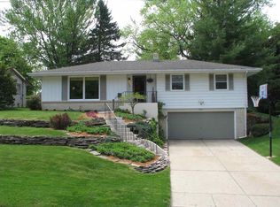 3715 Brendenwood Rd, Rockford, IL 61107