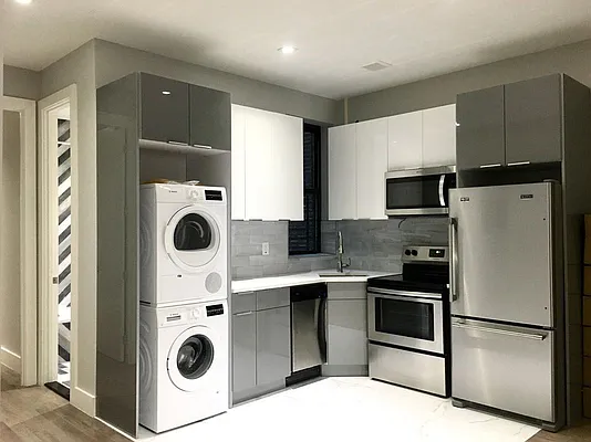 Rented by Compass | media 7