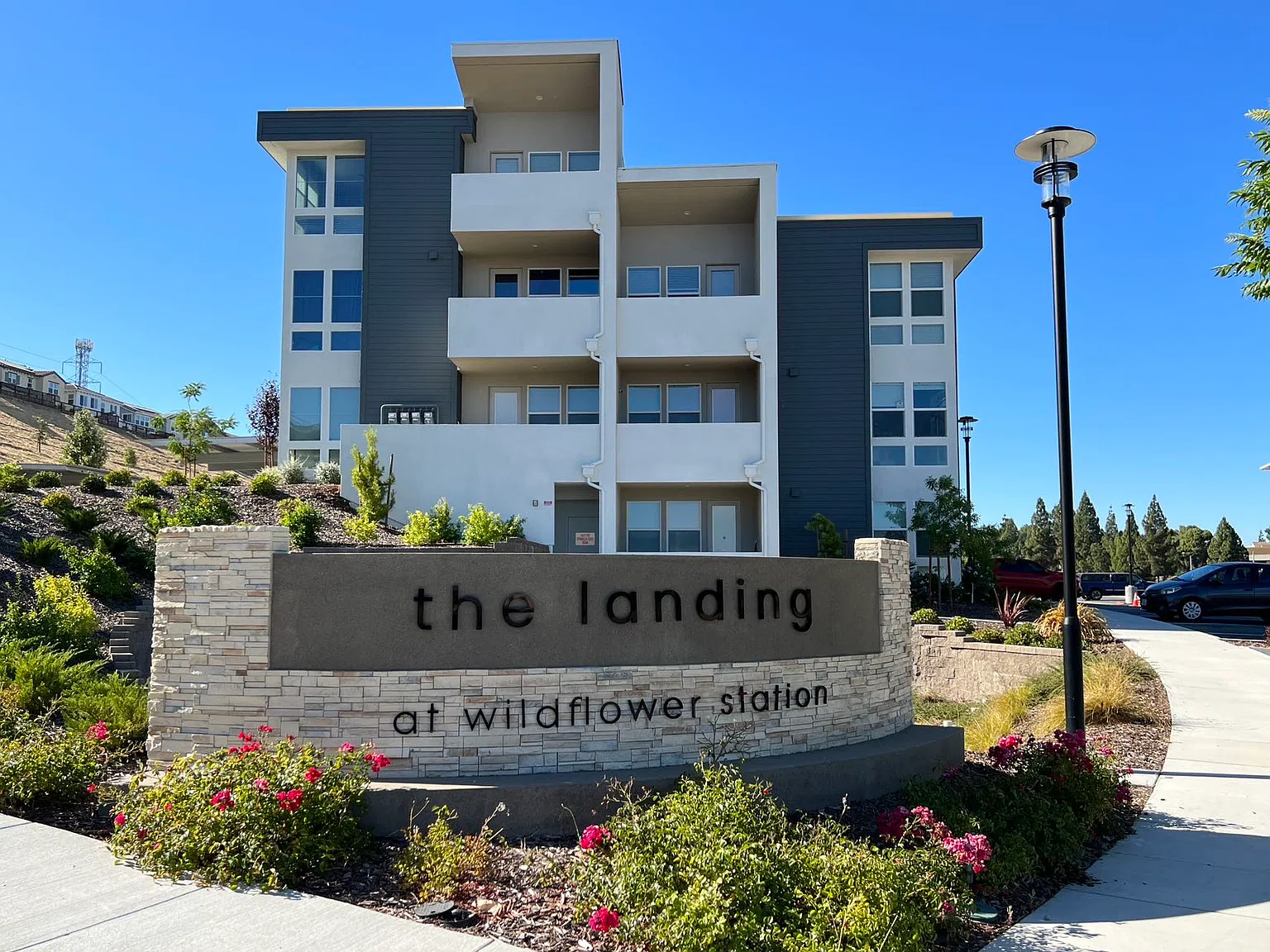 2 bed, 1004 sqft, $2,650 — Photo 1