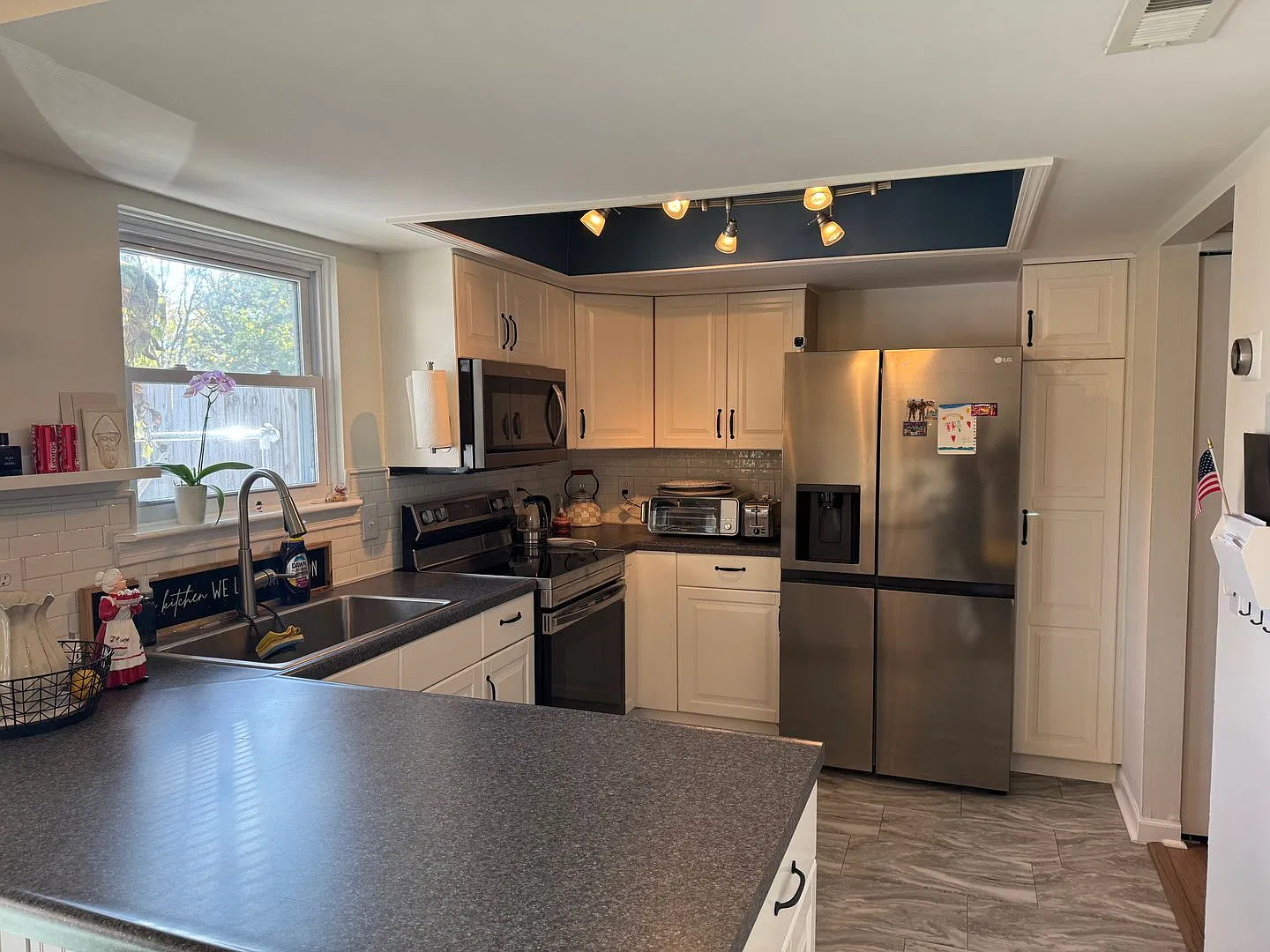 3BR Townhome in Nashville — Photo 2