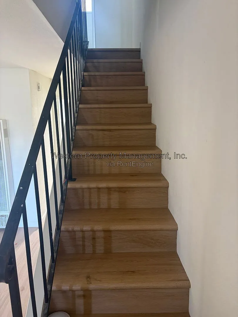 2 bed, 1.5 bath, 900 sqft, $2,895 — Photo 4